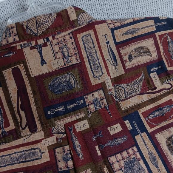Woolrich Original Outdoor Vintage Shirt XL Red All Over Fish & Tackle Cotton - Picture 10 of 13